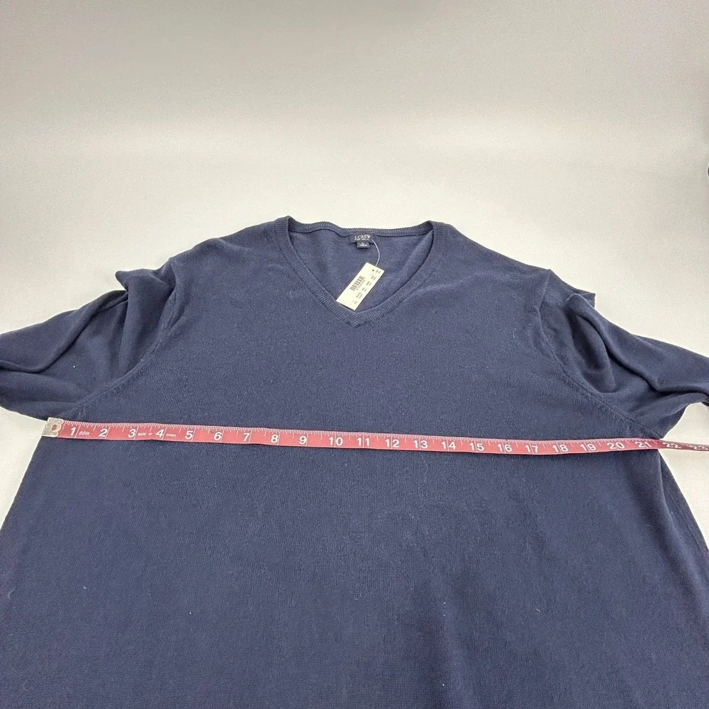 J. Crew Sweater Men's Large Navy Blue V-Neck Cotton Cashmere Blend NEW‎